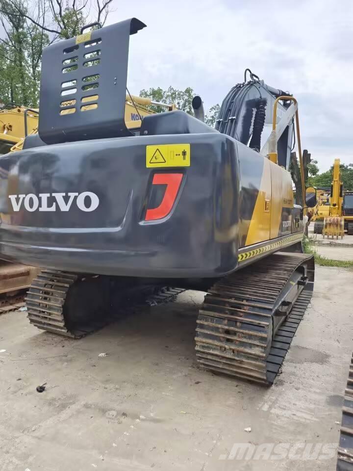 Volvo EC 210 Beltegraver