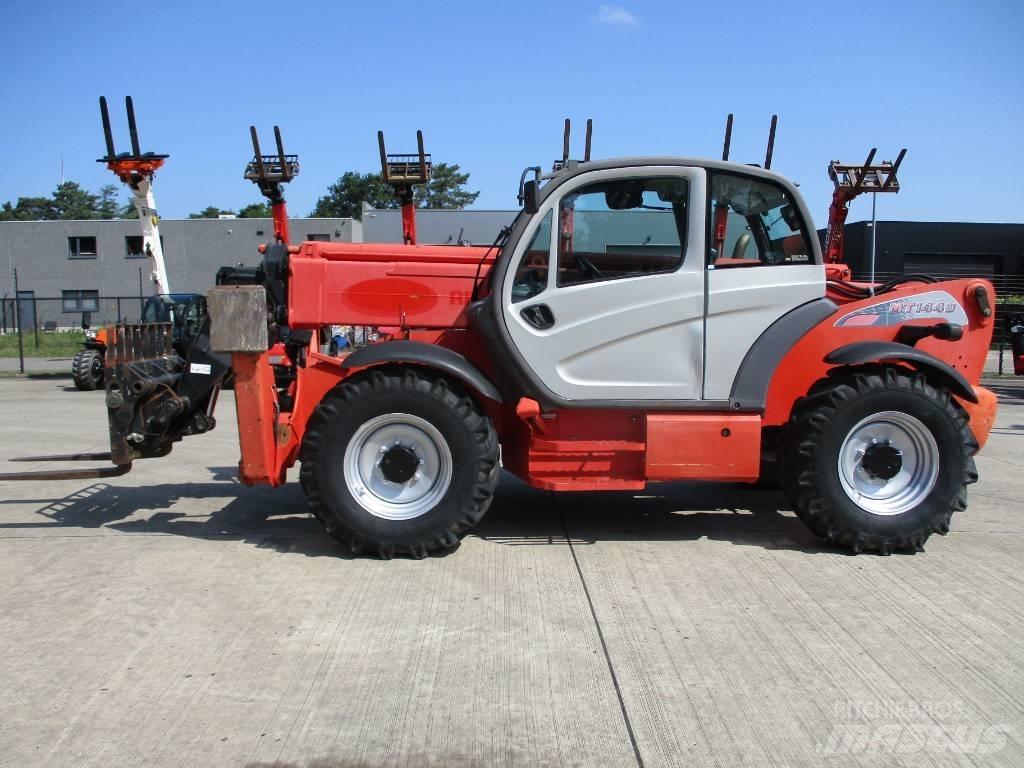 Manitou MT 1440 (157) Teleskoplastere