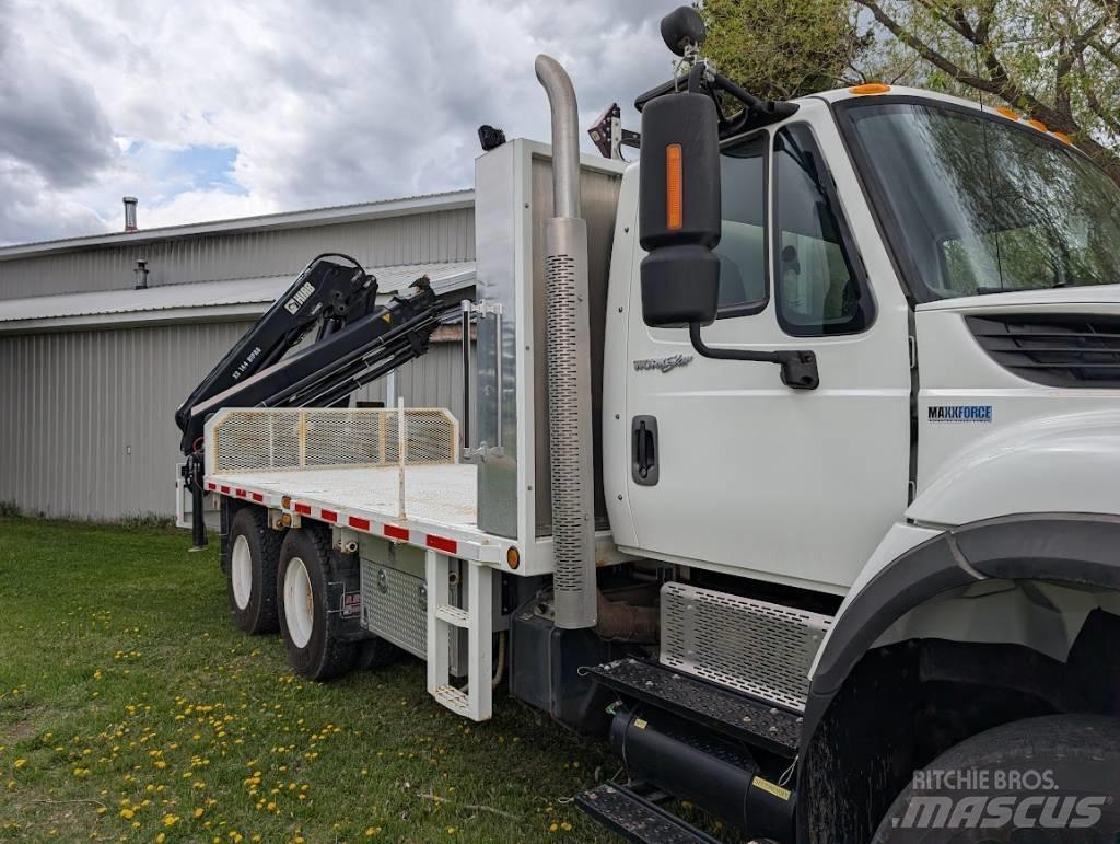 International 7500 Kranbil