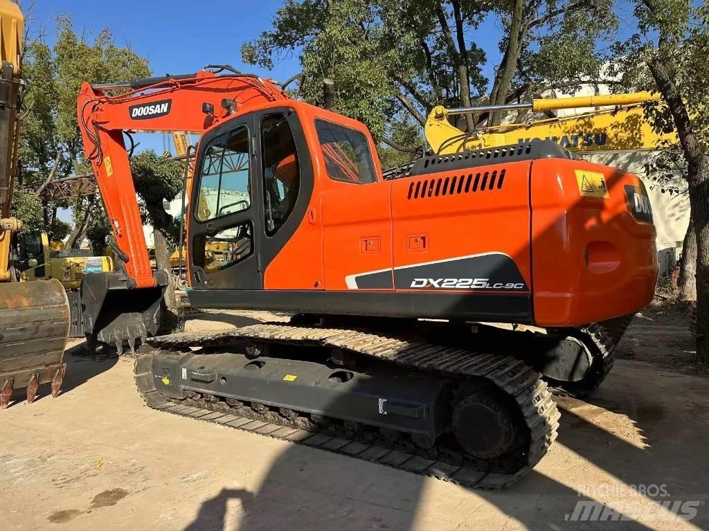 Doosan DX225-9C Beltegraver