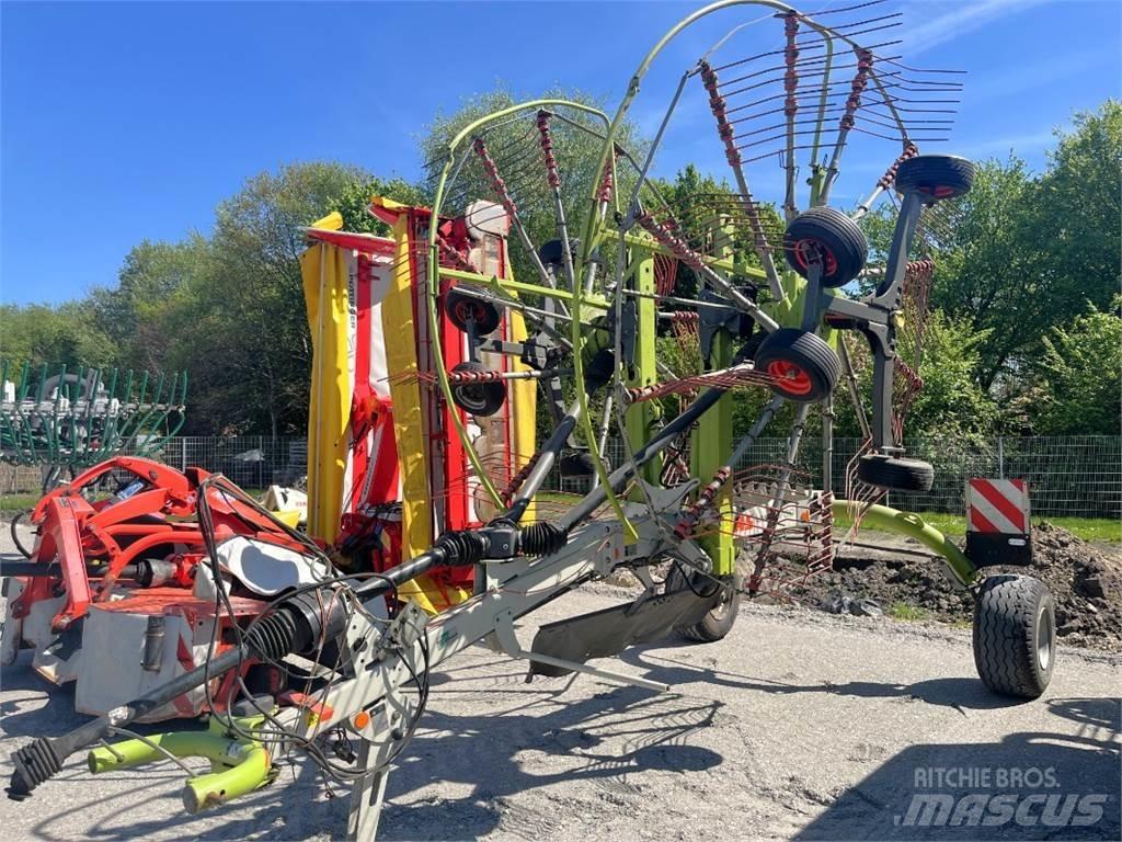 CLAAS LINER 2700 Svanser