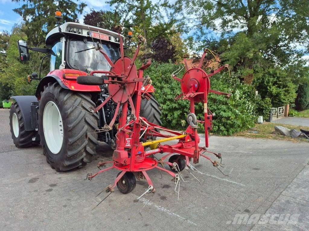 Lely Lotus 600 Raker og høyvendere