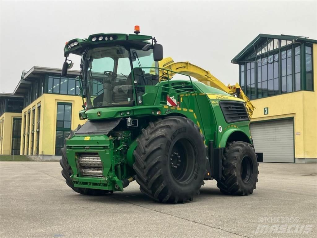 John Deere 9800i Selvdrevne fôrhøstere