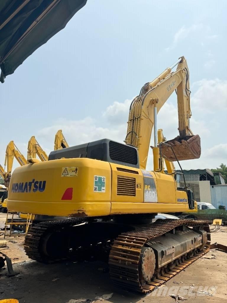 Komatsu PC 400-8 Beltegraver