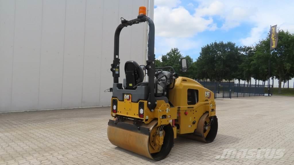 CAT CB2.7GC Tandem Valser