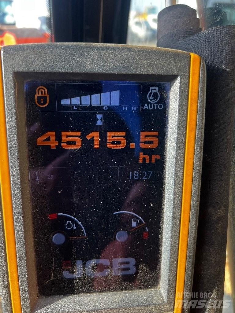 JCB JS 210 LCT4 Beltegraver
