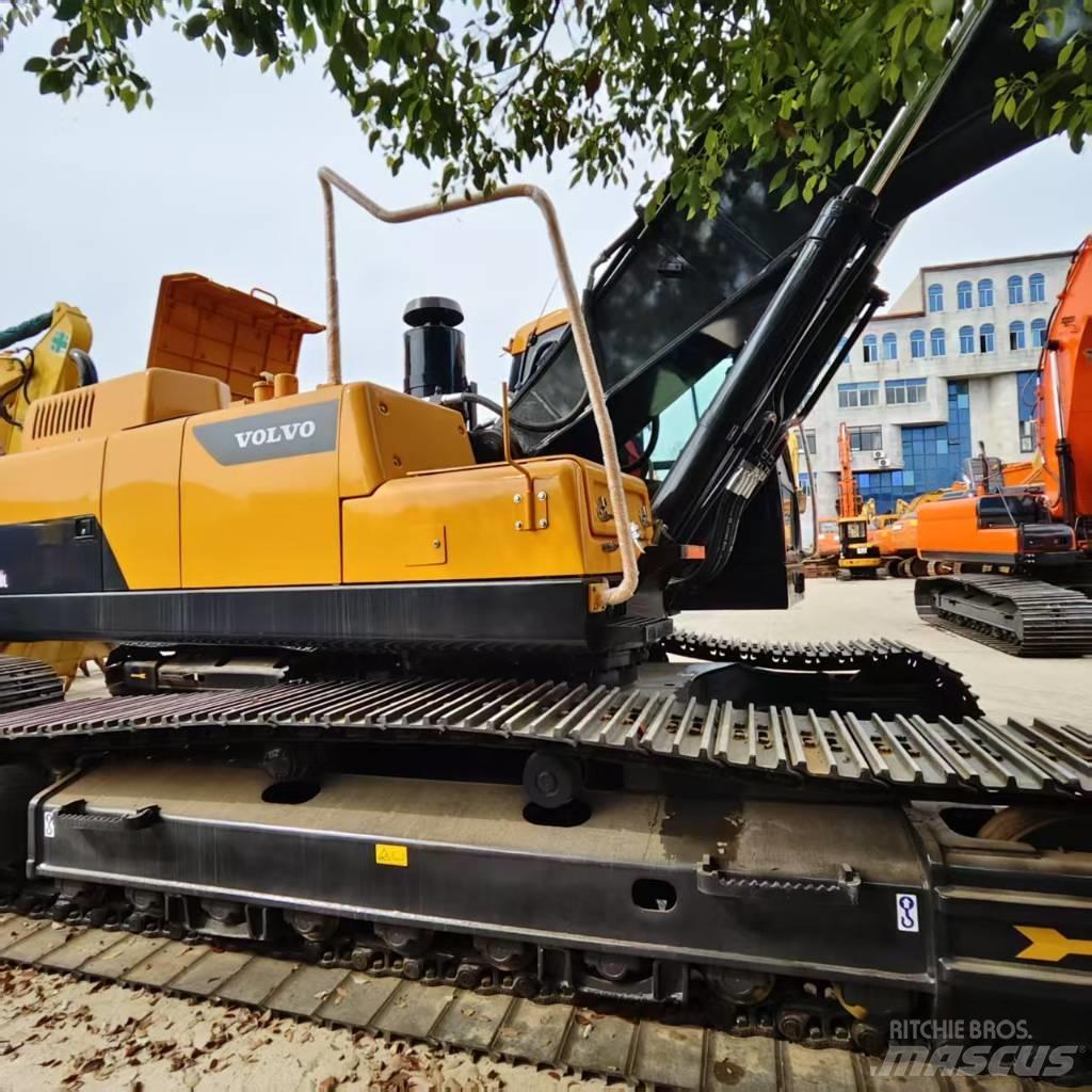 Volvo EC 380 D L Beltegraver