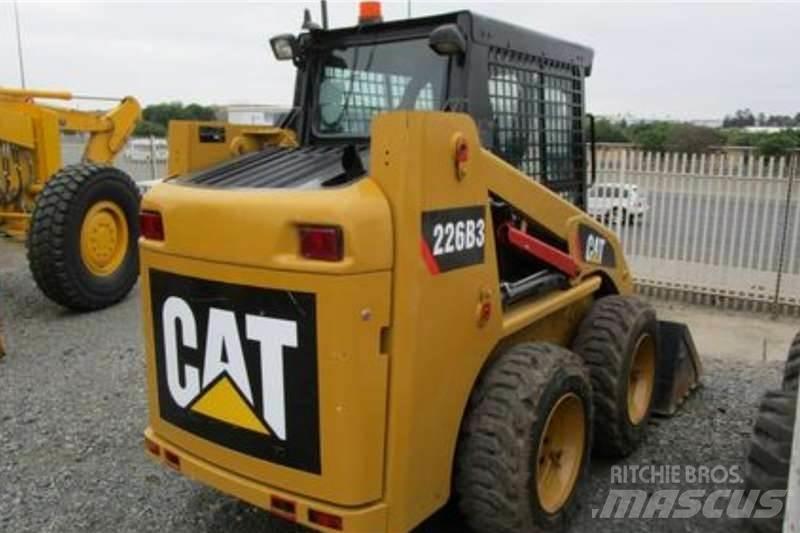 CAT 226B3 Andre lastebiler