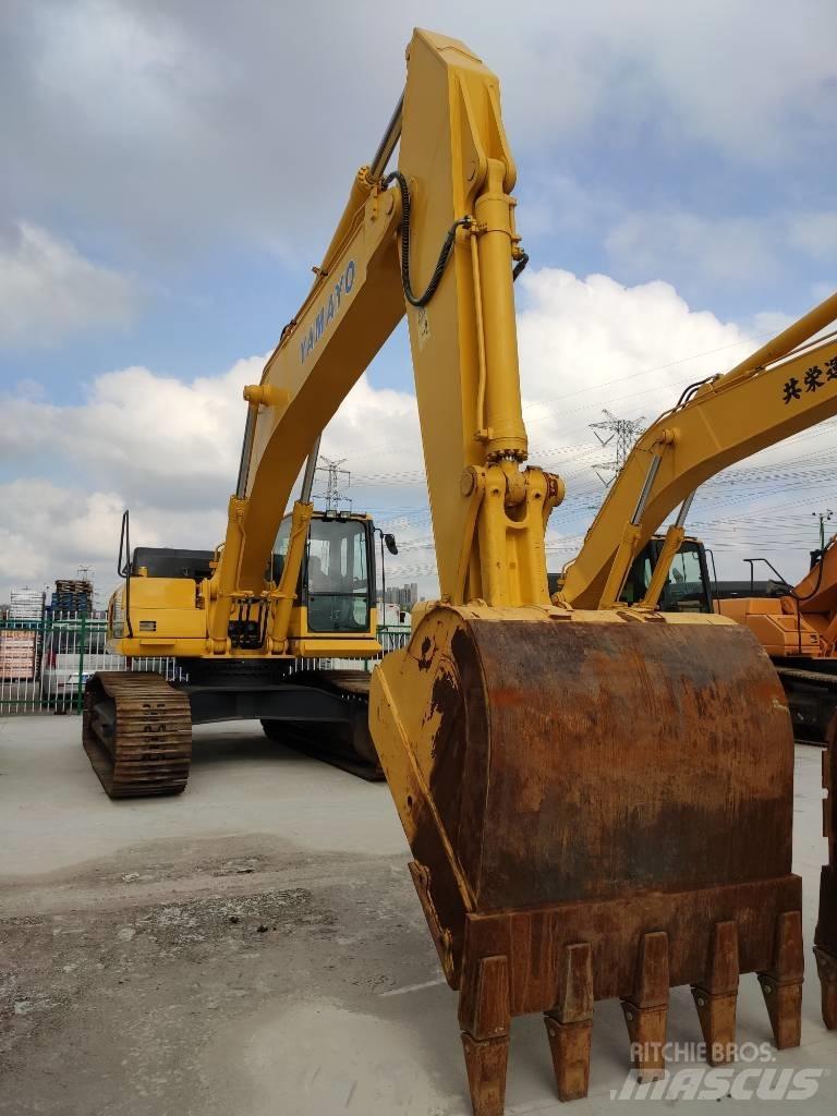 Komatsu PC450-8 Beltegraver