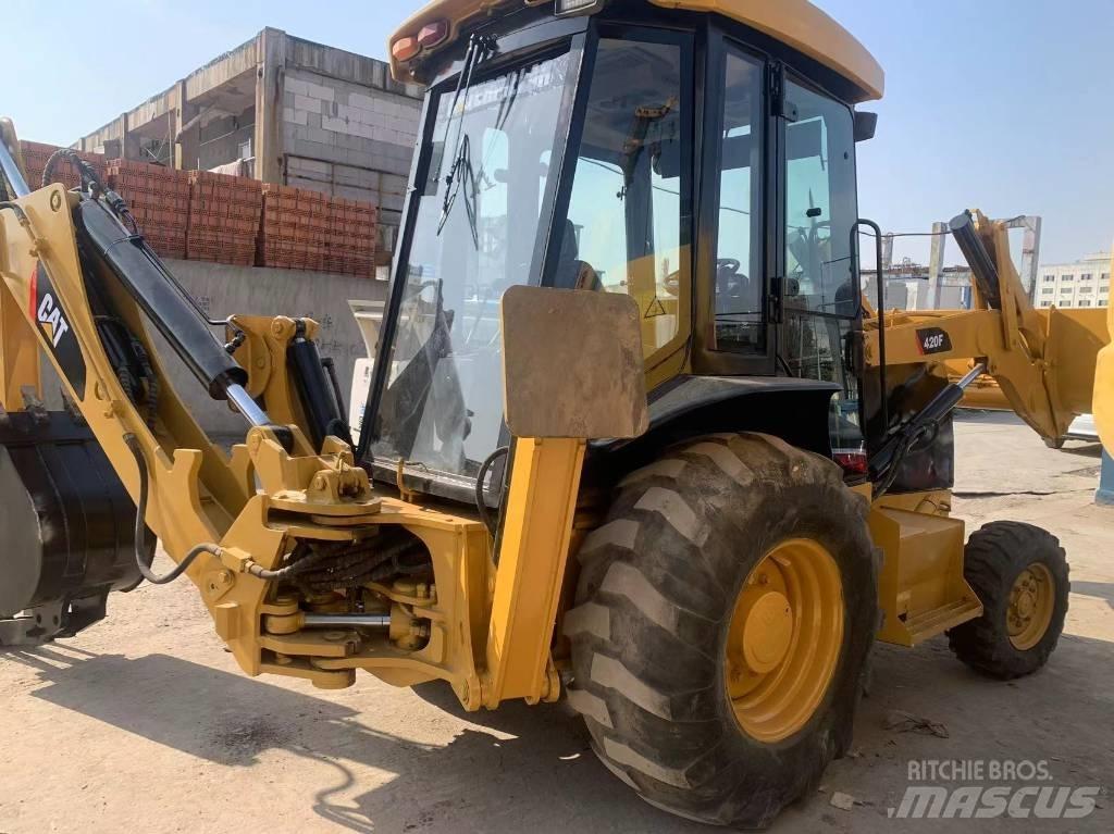 CAT 420 F Traktorgravere
