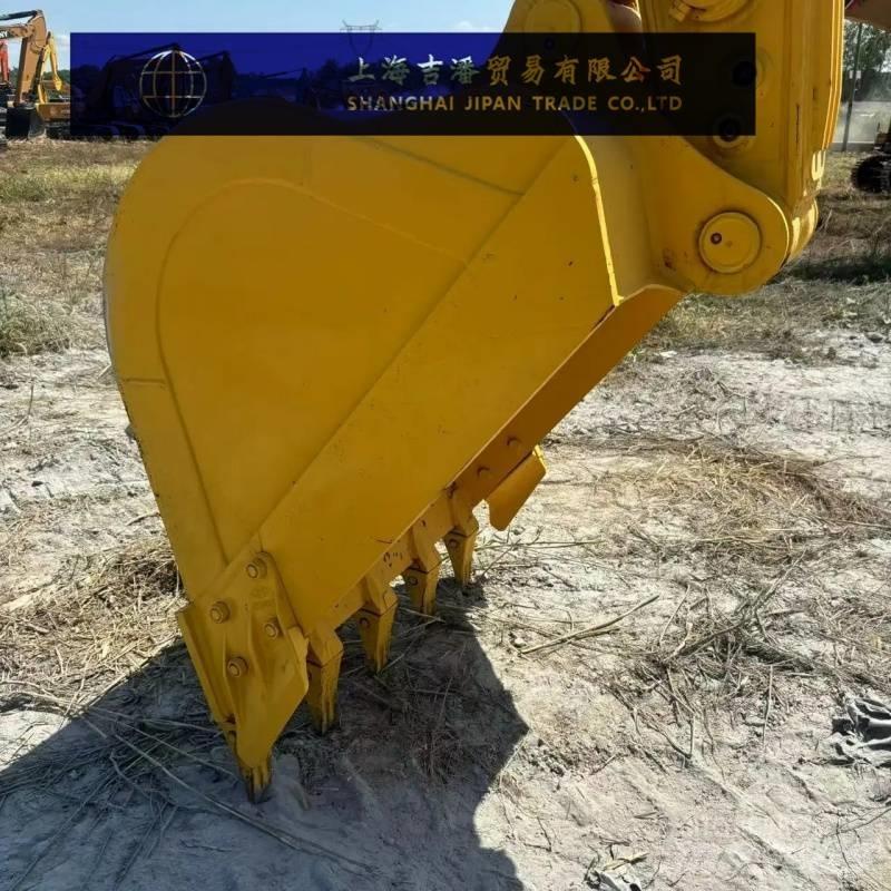 Komatsu PC 210 Beltegraver