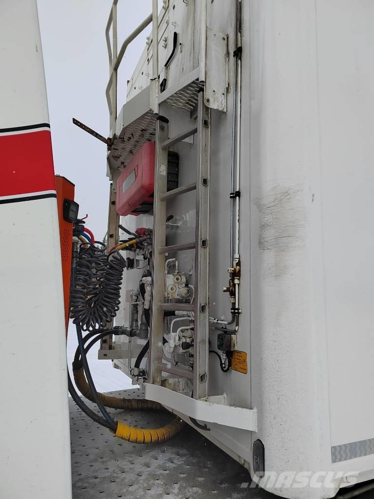 Knapen K 502 Flis Semitrailer