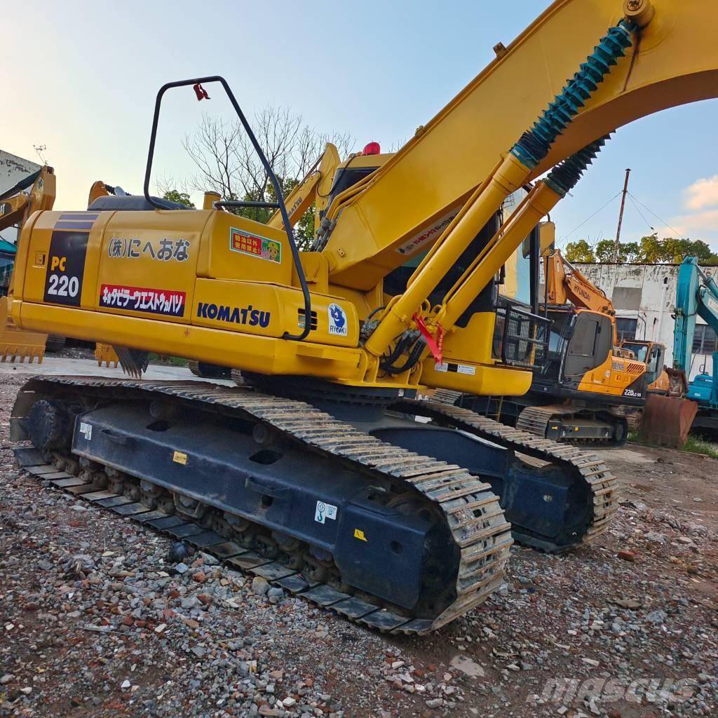 Komatsu PC 220-7 Beltegraver