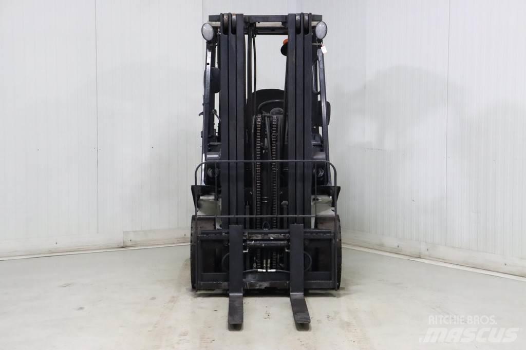 Nissan U1D2A20LQ Propan trucker