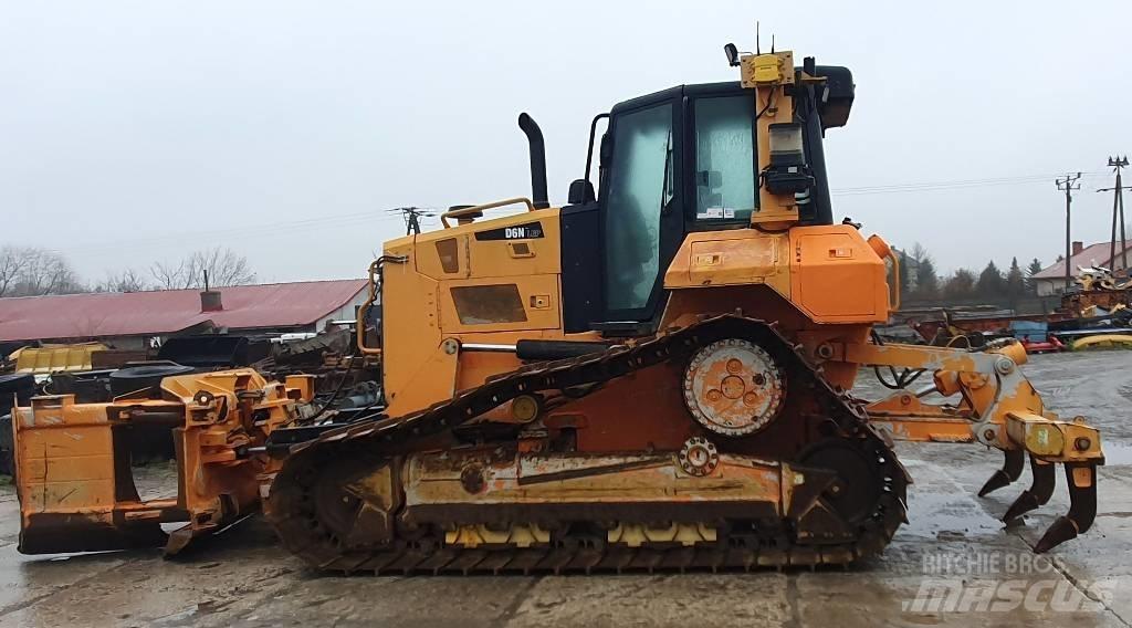 CAT D 6 N LGP Dozere Beltegående