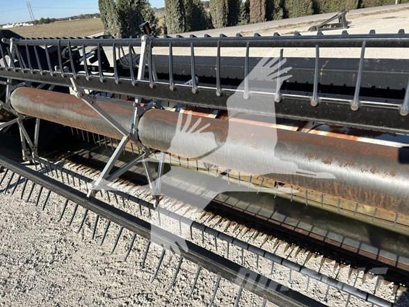 Agco 800 Skjærebord til skurtresker