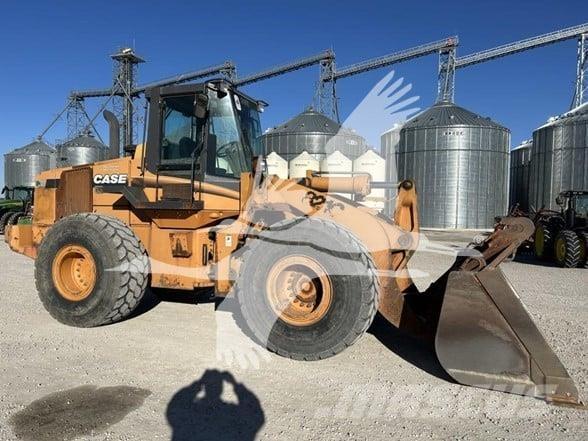 CASE 821C Hjullastere