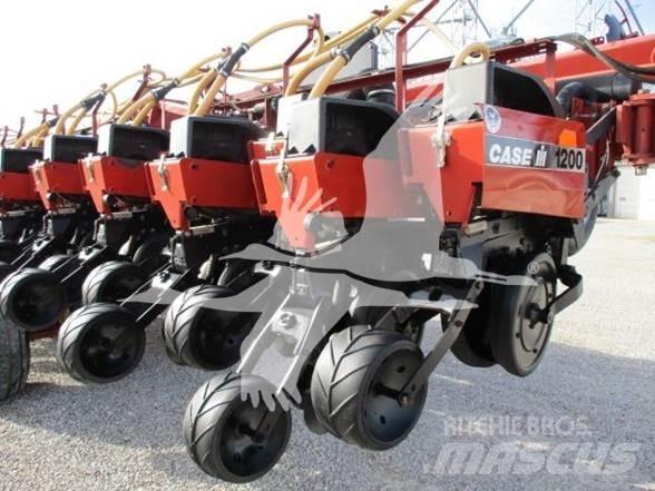 Case IH 1200 Sette- og Plantemaskiner
