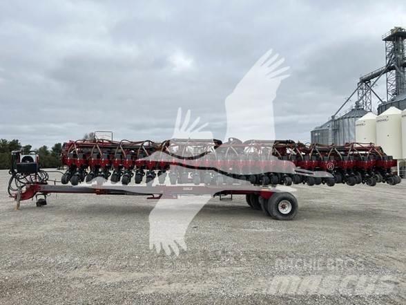 Case IH 1200 Sette- og Plantemaskiner