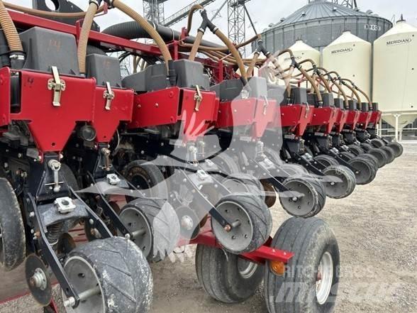 Case IH 1200 Sette- og Plantemaskiner