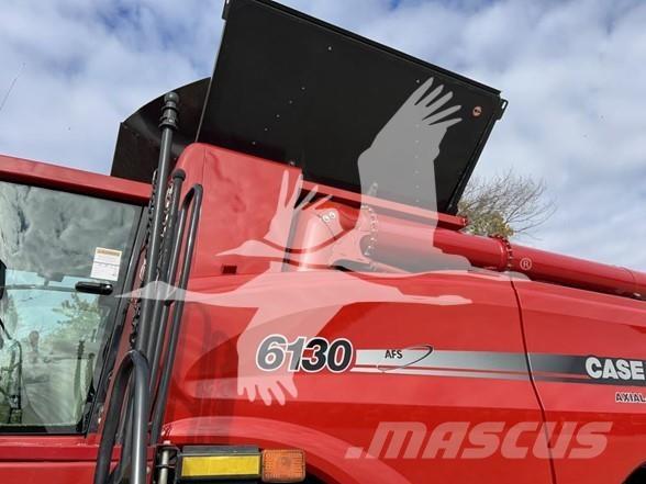 Case IH 6130 Skurtreskere