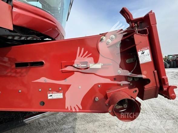 Case IH 7010 Skurtreskere