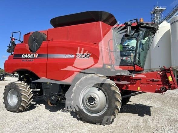 Case IH 7230 Skurtreskere