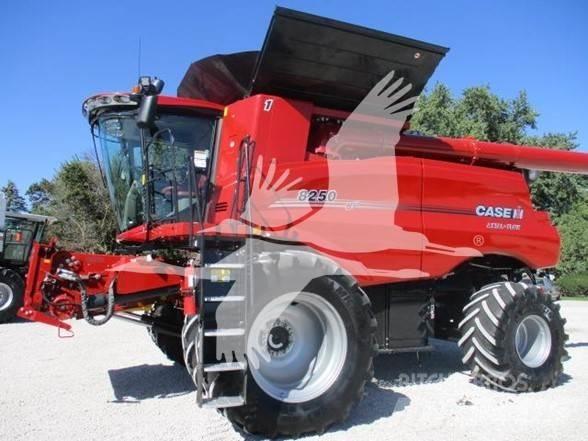 Case IH 8250 Skurtreskere