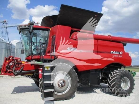 Case IH 8250 Skurtreskere