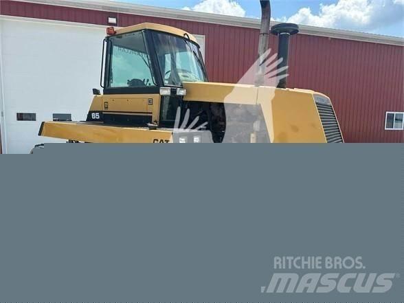 CAT CH65 Traktorer