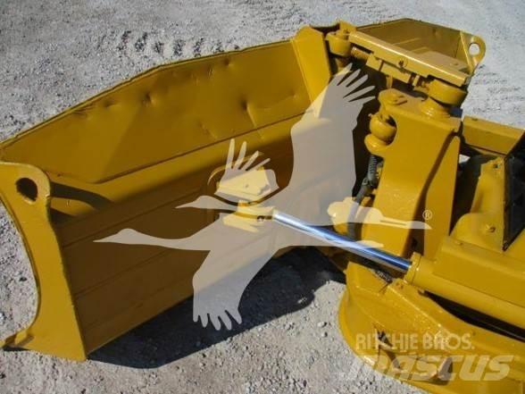 CAT D3G XL Dozere Beltegående