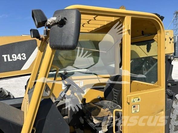 CAT TL943 Teleskoplastere