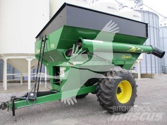 Demco 750 Kornhengere