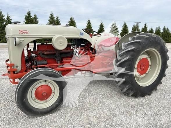 Ford 8N FUNK Traktorer