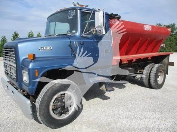 Ford LN7000 Anlegg - Annet
