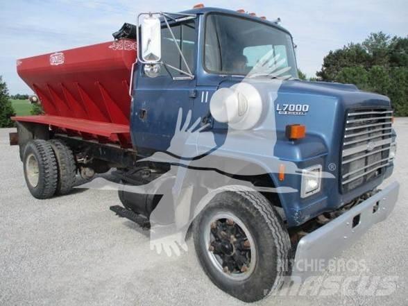 Ford LN7000 Anlegg - Annet