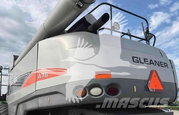 Gleaner A76 Skurtreskere