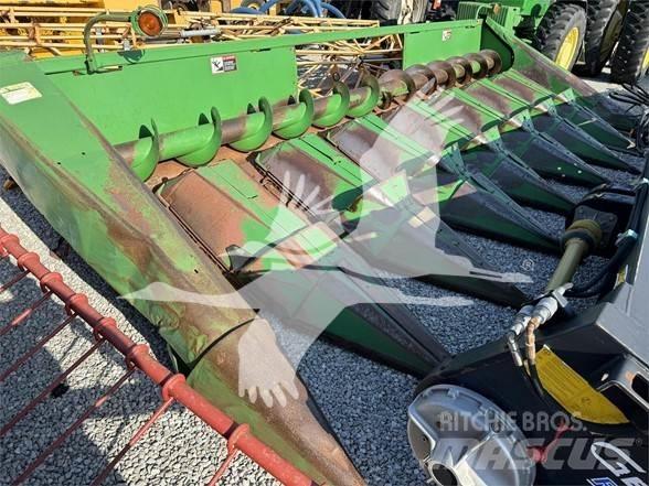 John Deere 843 Skjærebord til skurtresker