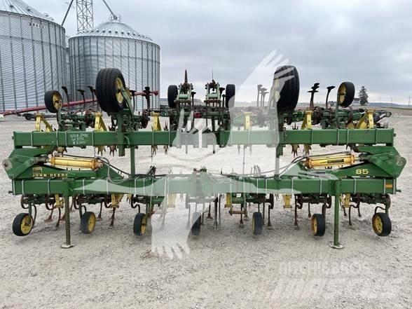 John Deere 85 Jordforbredningsutstyr