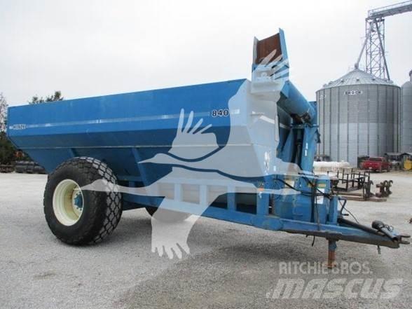 Kinze 840 Kornhengere