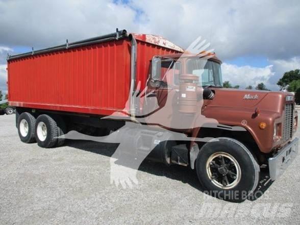 Mack R686ST Anlegg - Annet