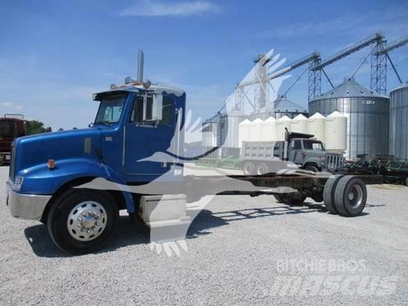 Peterbilt 330 Chassis