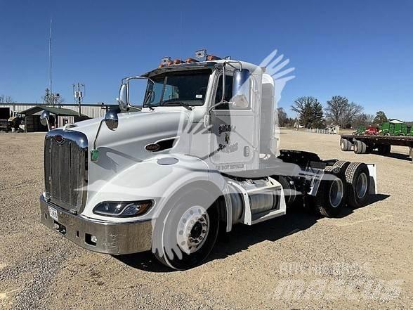 Peterbilt 384 Trekkvogner