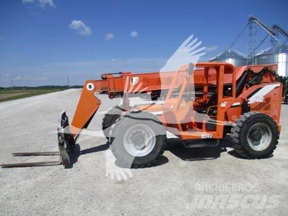 SkyTrak 8042 Teleskoplastere
