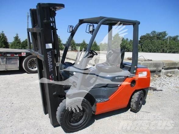 Toyota 8FDU30 Diesel Trucker