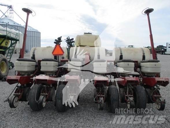 White 6100 Sette- og Plantemaskiner