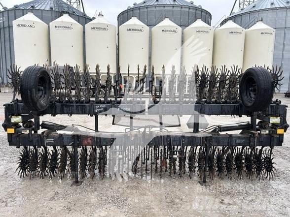YETTER 3530 Andre Jordforbedrings maskiner og ekstrautstyr