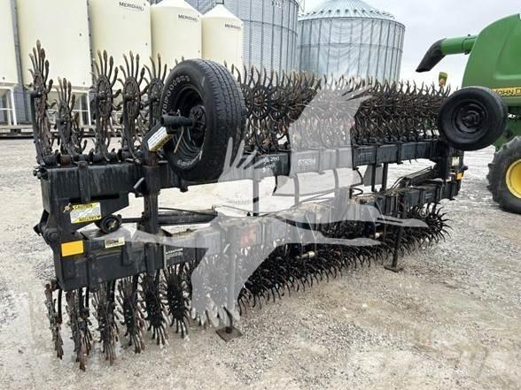 YETTER 3530 Andre Jordforbedrings maskiner og ekstrautstyr