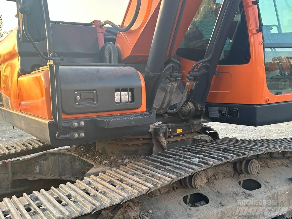 Doosan DX220LC-9 Beltegraver