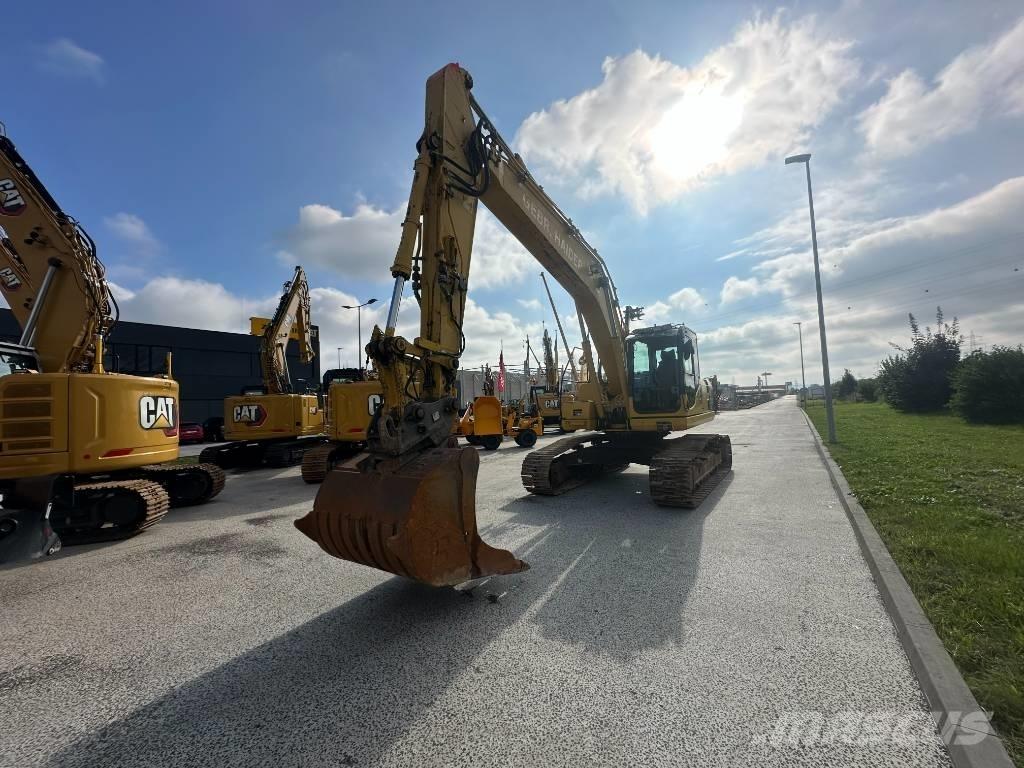 Komatsu PC 210 LC-8 Beltegraver